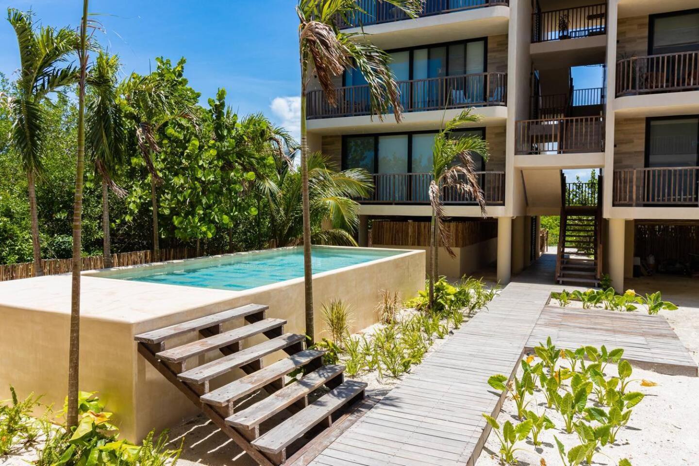 Pool View Loft Steps From The Ocean In Punta Cocos - C101 Ilha Holbox Exterior foto